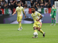 Douglas Luiz participates in the Serie A 2024-2025 match between Juventus and Como in Turin, Italy, on August 19, 2024. (