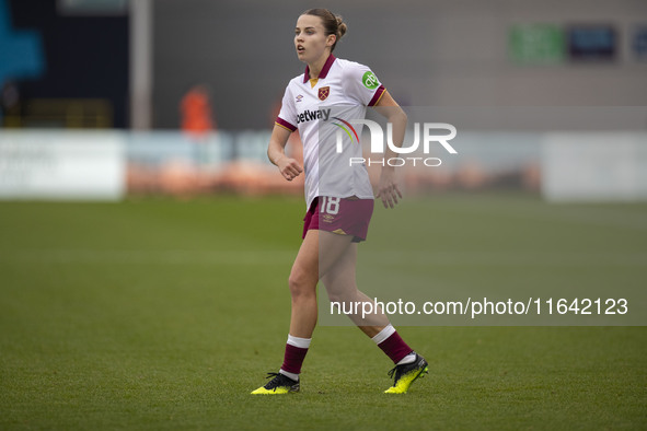 Anouk Denton #18 of West Ham United F.C. plays during the Barclays FA Women's Super League match between Manchester City and West Ham United...