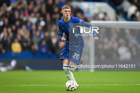 Cole Palmer of Chelsea looks for options during the Premier League match between Chelsea and Nottingham Forest at Stamford Bridge in London,...