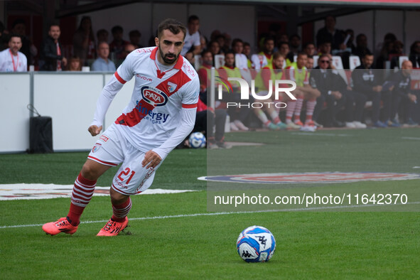 Simone Trimboli of Mantova 1911 carries the ball during the Italian Serie B soccer championship football match between Mantova Calcio 1911 a...