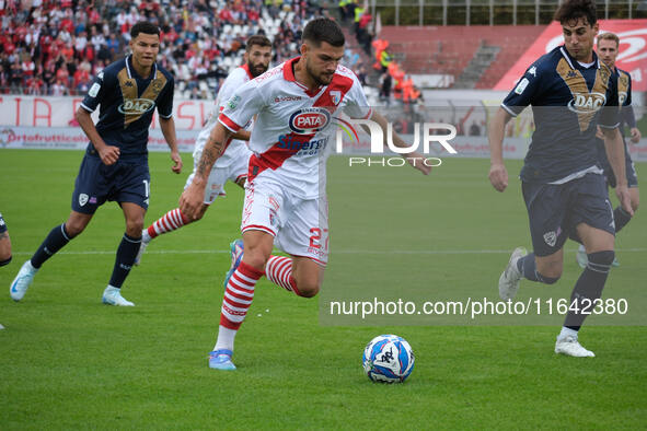 Tommaso Maggioni of Mantova 1911 participates in the Italian Serie B soccer championship football match between Mantova Calcio 1911 and Bres...