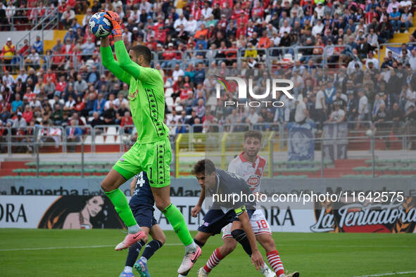 Luca Lezzerini of Brescia Calcio FC keeps the ball during the Italian Serie B soccer championship match between Mantova Calcio 1911 and Bres...