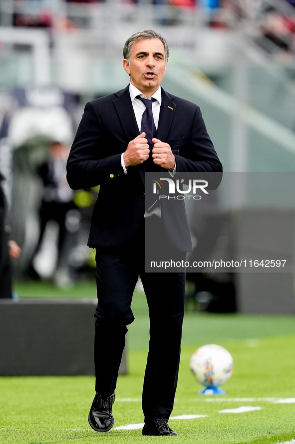 Fabio Pecchia head coach of Parma Calcio 1903 looks on during the Serie A Enilive match between Bologna FC and Parma Calcio 1903 at Stadio R...