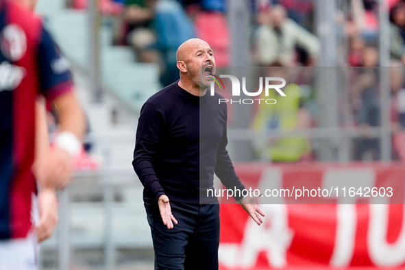 Fabio Pecchia head coach of Parma Calcio 1903 yells during the Serie A Enilive match between Bologna FC and Parma Calcio 1903 at Stadio Rena...