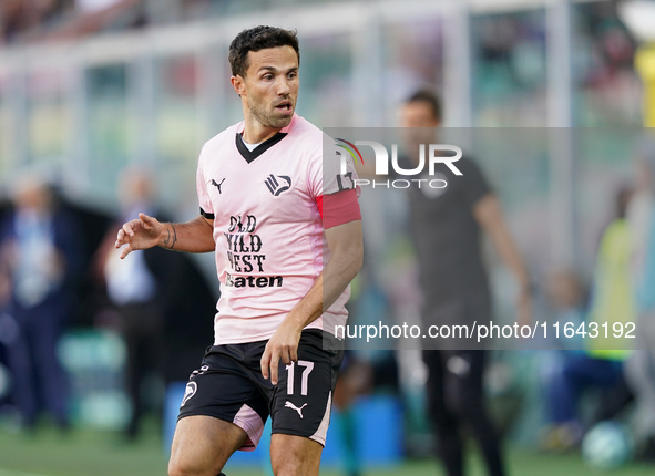 Federico Di Francesco of Palermo FC is in action during the Serie B match between Palermo and Salernitana at the Stadio ''Renzo Barbera'' in...