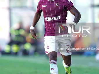 Jayden Braaf of US Salernitana is in action during the Serie B match between Palermo and Salernitana at the Stadio ''Renzo Barbera'' in Pale...