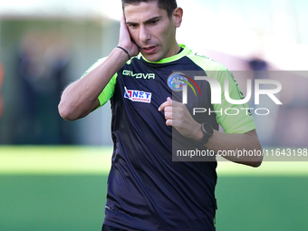 Referee Federico Dionisi officiates the Serie B match between Palermo and Salernitana at the Stadio Renzo Barbera in Palermo, Italy, on Octo...