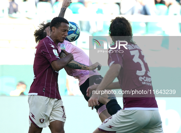 Matteo Brunori of Palermo FC is in action during the Serie B match between Palermo and Salernitana at the Stadio ''Renzo Barbera'' in Palerm...