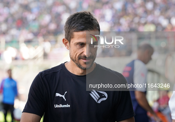 Alessio Dionisi, head coach of Palermo FC, watches the Serie B match between Palermo and Salernitana at the Stadio ''Renzo Barbera'' in Pale...