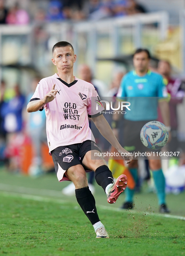 Kristoffer Lund of Palermo FC plays during the Serie B match between Palermo and Salernitana at the Stadio ''Renzo Barbera'' in Palermo, Ita...