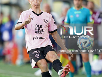 Kristoffer Lund of Palermo FC plays during the Serie B match between Palermo and Salernitana at the Stadio ''Renzo Barbera'' in Palermo, Ita...