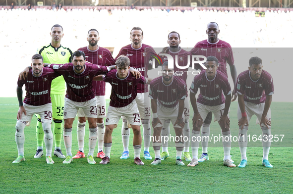 Players from Us Salernitana participate in the Serie B match against Palermo Fc in Palermo, Italy, on October 6, 2024 