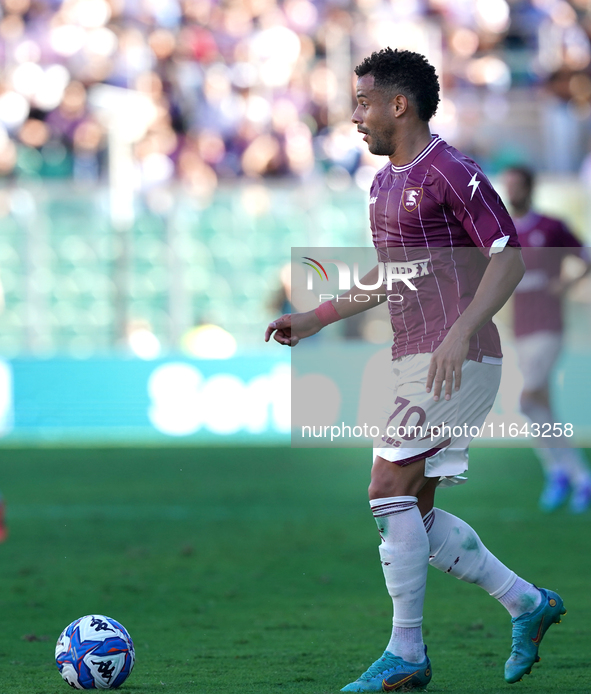 Andres Tello of US Salernitana plays during the Serie B match between Palermo and Salernitana at the Stadio ''Renzo Barbera'' in Palermo, It...