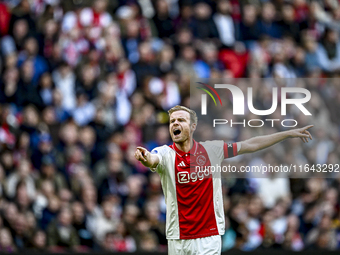 AFC Ajax Amsterdam midfielder Davy Klaassen plays during the match between Ajax and Groningen at the Johan Cruijff ArenA for the Dutch Eredi...