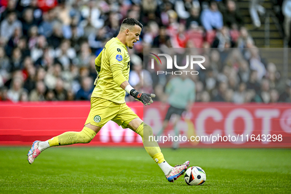 FC Groningen goalkeeper Etienne Vaessen participates in the match between Ajax and Groningen at the Johan Cruijff ArenA for the Dutch Erediv...