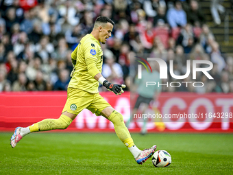 FC Groningen goalkeeper Etienne Vaessen participates in the match between Ajax and Groningen at the Johan Cruijff ArenA for the Dutch Erediv...