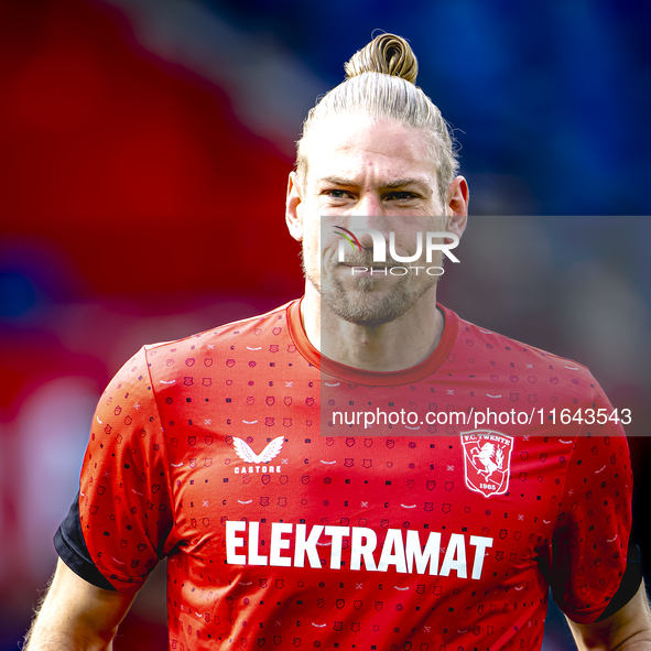 FC Twente goalkeeper Lars Unnerstall plays during the match between Feyenoord and Twente at the Feyenoord stadium De Kuip for the Dutch Ered...