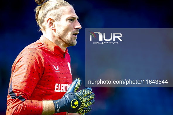 FC Twente goalkeeper Lars Unnerstall plays during the match between Feyenoord and Twente at the Feyenoord stadium De Kuip for the Dutch Ered...