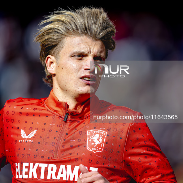 FC Twente midfielder Sem Steijn plays during the match between Feyenoord and Twente at the Feyenoord stadium De Kuip for the Dutch Eredivisi...