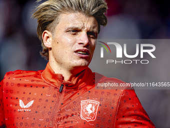 FC Twente midfielder Sem Steijn plays during the match between Feyenoord and Twente at the Feyenoord stadium De Kuip for the Dutch Eredivisi...