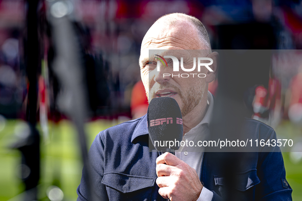 FC Twente trainer Joseph Oosting is present during the match between Feyenoord and Twente at the Feyenoord stadium De Kuip for the Dutch Ere...