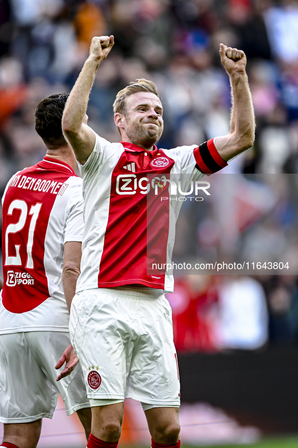 AFC Ajax Amsterdam midfielder Davy Klaassen plays during the match between Ajax and Groningen at the Johan Cruijff ArenA for the Dutch Eredi...