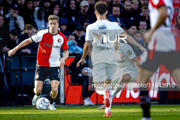 Feyenoord Rotterdam defender Gijs Smal plays during the match between Feyenoord and Twente at the Feyenoord stadium De Kuip for the Dutch Er...