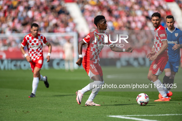 Yaser Asprilla of Girona FC is in action during the LaLiga EA Sports match between Girona FC and Athletic Club de Bilbao at Montilivi Stadiu...