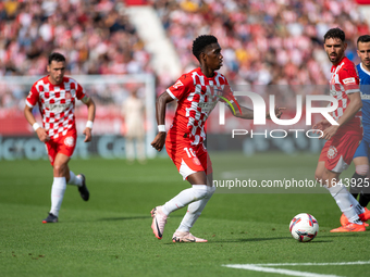 Yaser Asprilla of Girona FC is in action during the LaLiga EA Sports match between Girona FC and Athletic Club de Bilbao at Montilivi Stadiu...