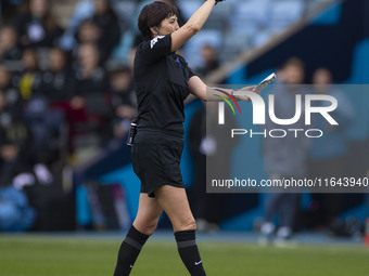 Referee Jane Simms officiates during the Barclays FA Women's Super League match between Manchester City and West Ham United at the Joie Stad...