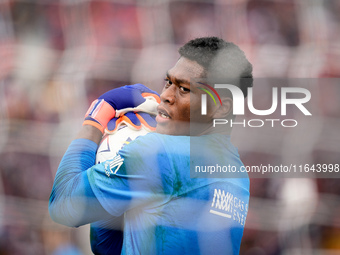 Zion Suzuki of Parma Calcio 1903 during the Serie A Enilive match between Bologna FC and Parma Calcio 1903 at Stadio Renato Dall'Ara on Octo...