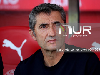 Ernesto Valverde coaches during the match between Girona FC and Athletic Club, corresponding to week 9 of LaLiga EA Sport, at the Montilivi...