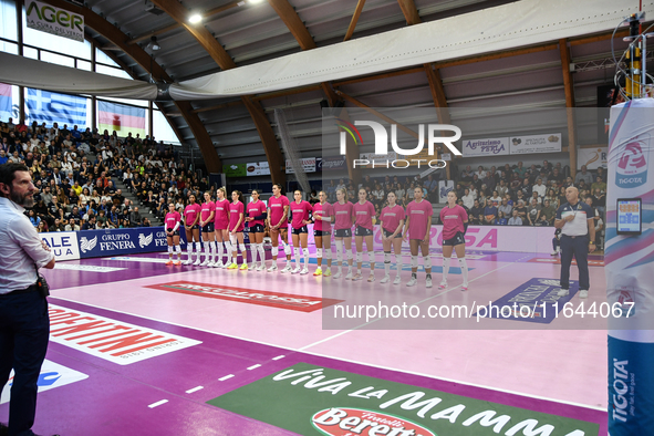 A general view of the Italian women's Serie A1 Volleyball championship: Day 1 match between Reale Mutua Fenera Chieri '76 and Igor Gorgonzol...