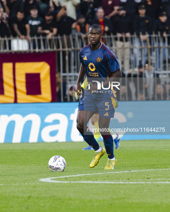 Evan Ndicka plays during the Serie A match between AC Monza and AS Roma in Monza, Italy, on October 6, 2024, at U-Power Stadium 