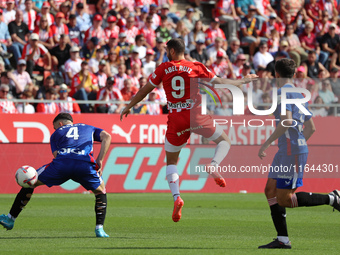 Abel Ruiz and Aitor Paredes play during the match between Girona FC and Athletic Club, corresponding to week 9 of LaLiga EA Sport, at the Mo...