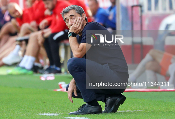 Ernesto Valverde coaches during the match between Girona FC and Athletic Club, corresponding to week 9 of LaLiga EA Sport, at the Montilivi...