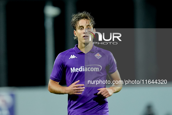 Edoardo Bove of ACF Fiorentina looks on during the Serie A Enilive match between ACF Fiorentina and AC Milan at Stadio Artemio Franchi on Oc...