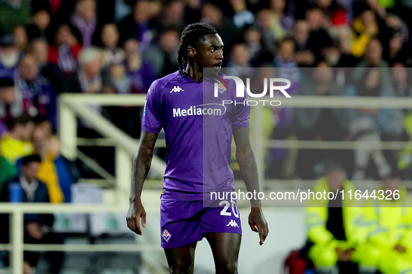 Moise Kean of ACF Fiorentina looks on during the Serie A Enilive match between ACF Fiorentina and AC Milan at Stadio Artemio Franchi on Octo...