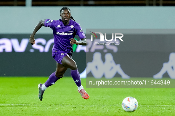 Moise Kean of ACF Fiorentina in action during the Serie A Enilive match between ACF Fiorentina and AC Milan at Stadio Artemio Franchi on Oct...