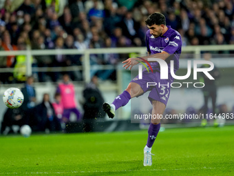 Danilo Cataldi of ACF Fiorentina during the Serie A Enilive match between ACF Fiorentina and AC Milan at Stadio Artemio Franchi on October 0...