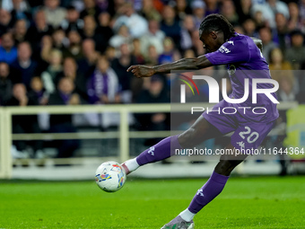 Moise Kean of ACF Fiorentina during the Serie A Enilive match between ACF Fiorentina and AC Milan at Stadio Artemio Franchi on October 06, 2...