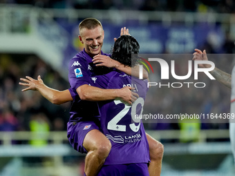 Yacine Adly of ACF Fiorentina celebrates with Albert Gudmundsson after scoring first goal during the Serie A Enilive match between ACF Fiore...