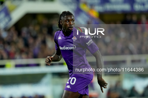 Moise Kean of ACF Fiorentina looks on during the Serie A Enilive match between ACF Fiorentina and AC Milan at Stadio Artemio Franchi on Octo...