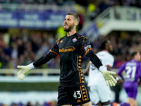 David De Gea of ACF Fiorentina celebrates after saving the secon penalty kick of the match during the Serie A Enilive match between ACF Fior...