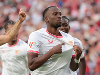 Dodi Lukebakio of Sevilla FC celebrates a goal during the La Liga EA Sports match between Sevilla FC and Real Betis at Sanchez Pizjuan in Se...