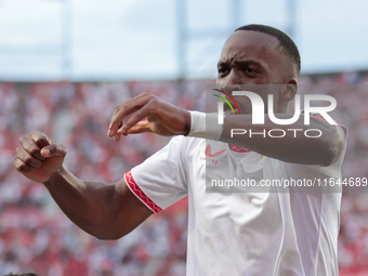 Dodi Lukebakio of Sevilla FC celebrates a goal during the La Liga EA Sports match between Sevilla FC and Real Betis at Sanchez Pizjuan in Se...