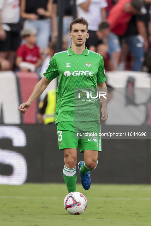 Diego Llorente of Real Betis runs with the ball during the La Liga EA Sports match between Sevilla FC and Real Betis at Sanchez Pizjuan in S...