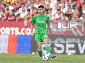 Marc Roca of Real Betis passes the ball during the La Liga EA Sports match between Sevilla FC and Real Betis at Sanchez Pizjuan in Seville,...