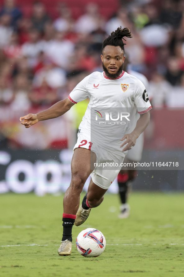 Chidera Ejuke of Sevilla FC runs with the ball during the La Liga EA Sports match between Sevilla FC and Real Betis at Sanchez Pizjuan in Se...