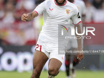 Chidera Ejuke of Sevilla FC runs with the ball during the La Liga EA Sports match between Sevilla FC and Real Betis at Sanchez Pizjuan in Se...